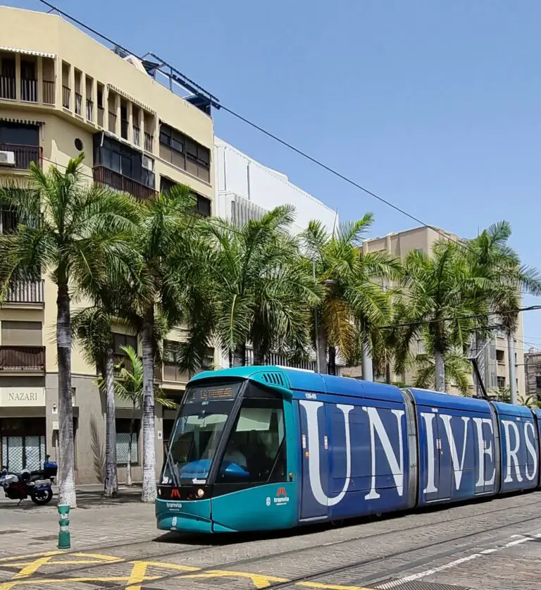 Tenerife Tram / Tranvía de Tenerife - Tenerife Airport